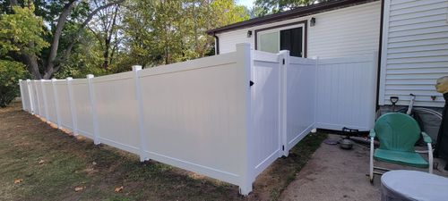 Fence Installation for Friedrich Fence in Sterling, IL