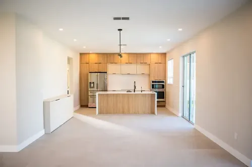 Premium Cabinet Sales & Custom Design Services for Revitalize Real Estate in Tampa, FL