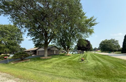  for B&G Lawn Care in Roscoe, IL