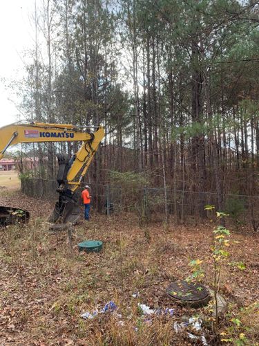 Land Grading for Dodelin Grading and Septic in Fortson, GA