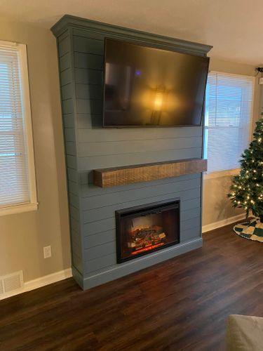 Faux Focal Walls for Full Circle Design in Louisville, OH