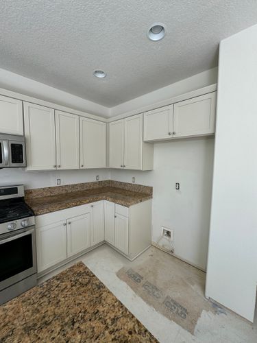 Kitchen and Cabinet Refinishing for AFP Painting LLC in Castle Rock, WA