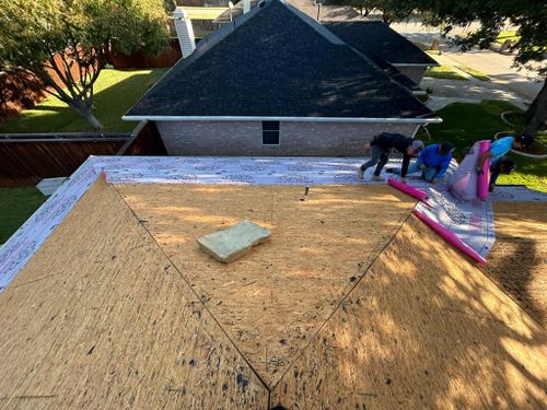Roofing Installation for Royalty Contracting Roofing in Saginaw, TX