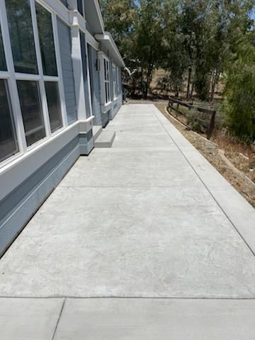 Sidewalk Installation for David Cordrey Concrete Construction in Hemet, CA