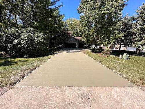 Concrete Slab Construction for Mccoy Concrete Inc.  in Osseo, MN