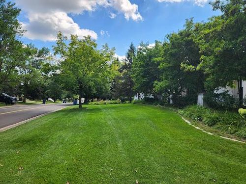 Landscape Design for K & I Lawn Care Service  in Eden Prarie, MN