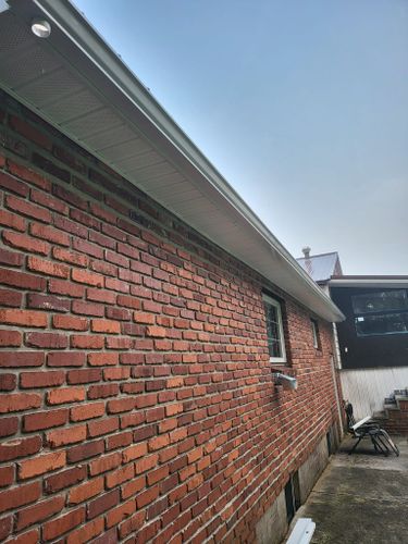 Seamless Gutters for Dave's Seamless Gutters & Contracting in Northern Cambria, Pennsylvania