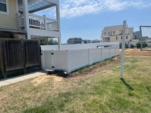 Vinyl Fencing for Sea Level Fence in Virginia Beach, VA