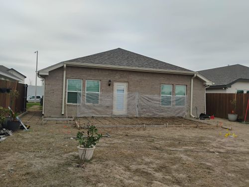 Landscaping for Superior Painting and Metal Solutions in Edinburg, TX