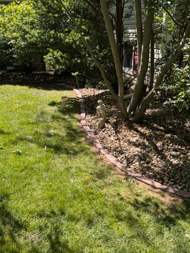 Edging and Mulch Installation for H&L Lawn Care LLC in Twin Lakes, WI