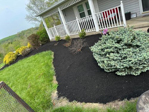Landscaping for Gullion’s Lawn and Landscaping in DeMossville, KY