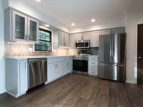 Kitchen Counter Tiling for Zenus Custom Tile in Kansas City, MO
