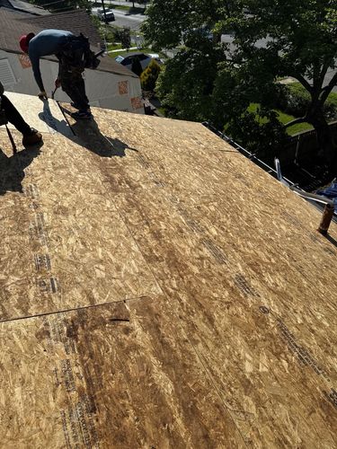 Roofing for La Bendicion Construction LLC in Annandale, VA