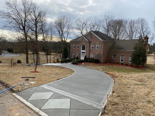 Driveway and Sidewalk Installation for Volunteer State Concrete Inc  in Clarksville, TN