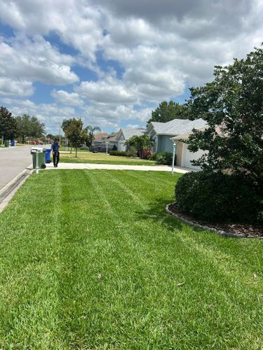 All Photos for Estrada All Pro Lawn Service in Auburndale, Florida