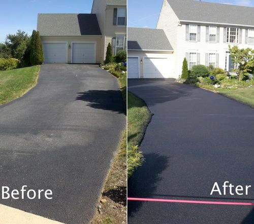 Driveway Sealcoating for Columbus Ohio Landscaping in Gahanna, OH