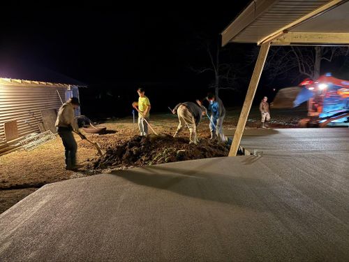 Porches, Patios, & Firepits for Whitfield Concrete Construction in Solsberry, IN