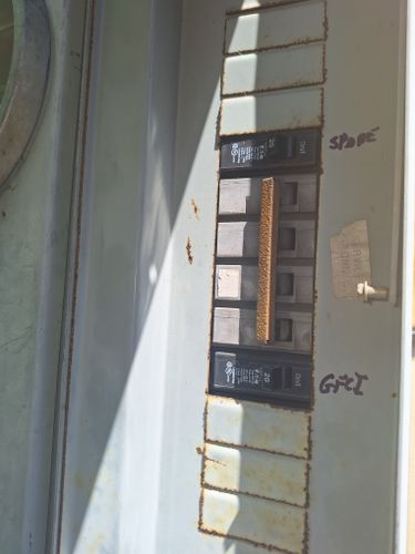  for Flash Gordon Electric LLC in Hope Mills, NC