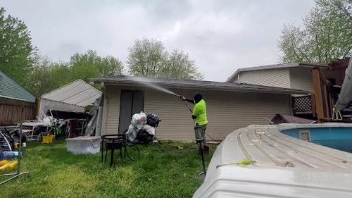 House Wash for Alpha Pressure Wash in Rochelle, Illinois