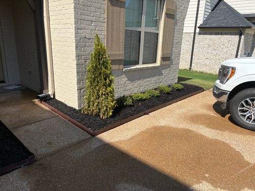  for Spectacular LawnScapes in Olive Branch, MS