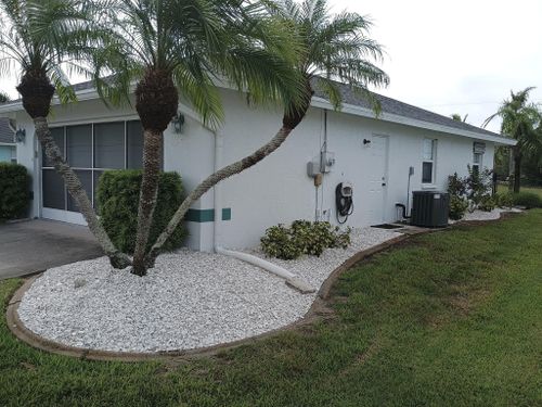 Flowerbed Installation and Maintenance for Unity Maintenance and More LLC in Englewood, FL