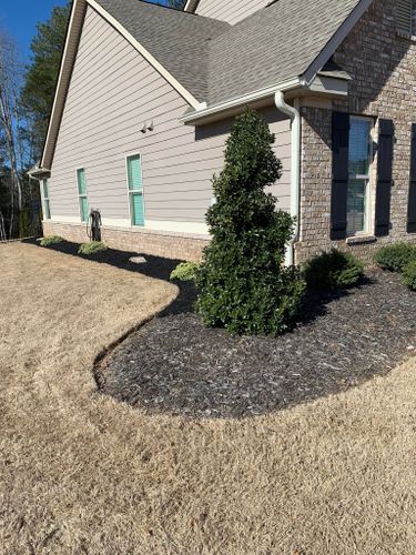 Lawn for Pinnacle Property Maintenance LLC in McDonough, GA