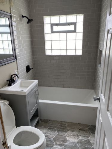 Bathroom Remodeling for Straight Edge Custom Painting, LLC in Milwaukee, WI