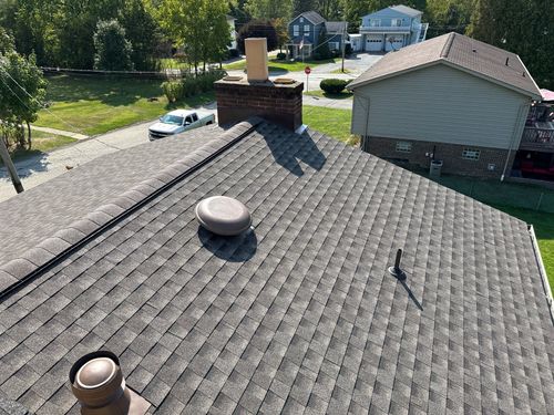 Roofing for La Bendicion Construction LLC in Annandale, VA