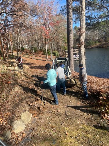 Tree Removal for Rosales Landscaping LLC in Lake Gaston, North Carolina