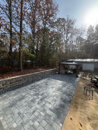 Retaining Wall Installs for E&T Outdoor Pros in LaGrange, GA