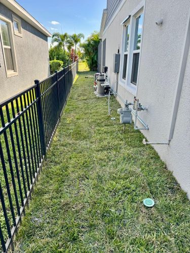 Land Grading for Shoreside Property Services in Apollo Beach, FL