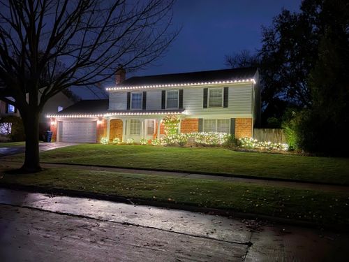 Holiday Lighting for Fence Medic in Northbrook, IL