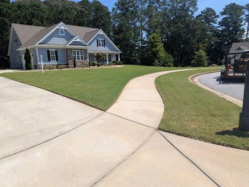  for Fantastic Lawn Care LLC in Fayetteville, GA