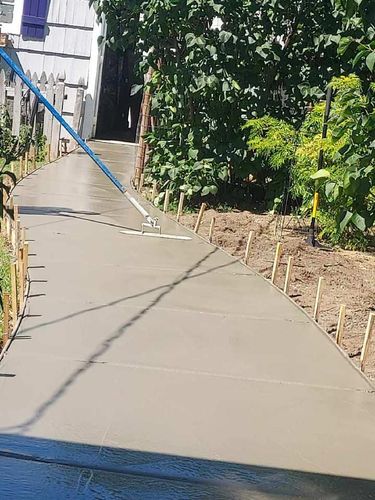 Sidewalk Installation for TJR Concrete and Construction in Bend, OR