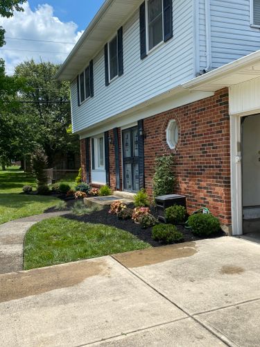 Shrub Trimming for Castle JR Landscaping & Painting LLC in Cincinnati, OH