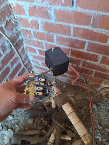  for Flash Gordon Electric LLC in Hope Mills, NC