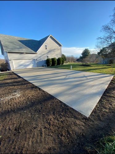 Concrete Driveway Installation for Dixie Concrete Masonry LLC in Saint Leonard, MD