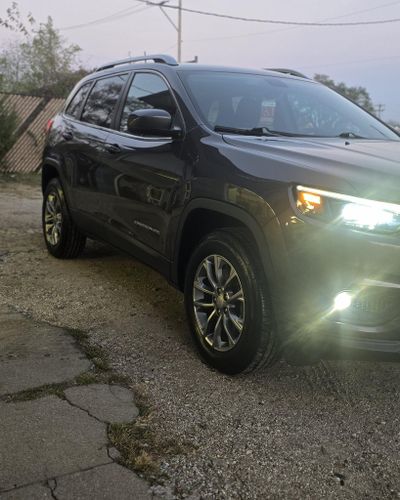 Full Detail Service for Luxury Auto Detail in Peoria, IL