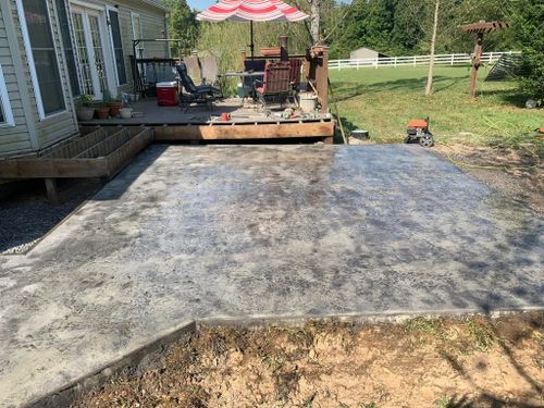 Concrete Slab Construction for MidWest Concrete in Benton, MO