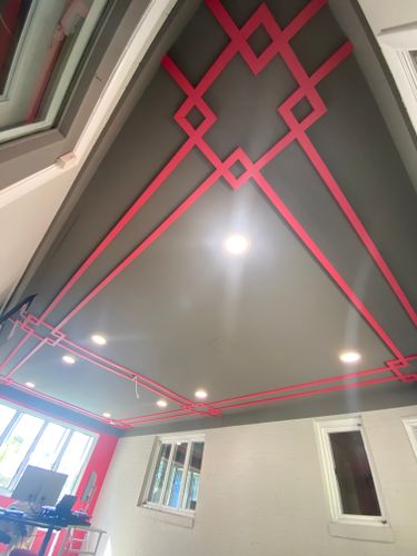 Faux Focal Walls for Full Circle Design in Louisville, OH