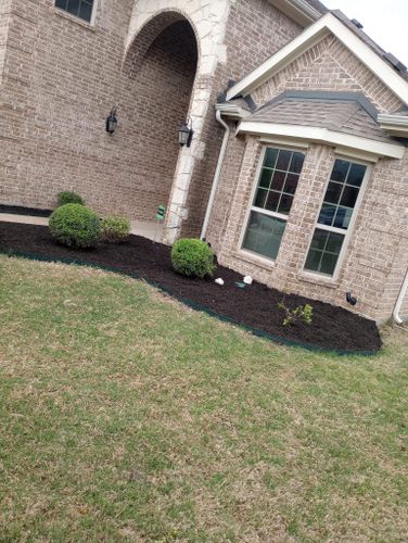 Mowing for Emergency Yard Care LLC in Waxahachie, TX