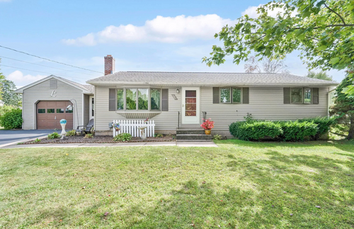 SOLD: 419 Main St, Somers, CT 06071 for Nelson Foss - Realtor in Connecticut, CT