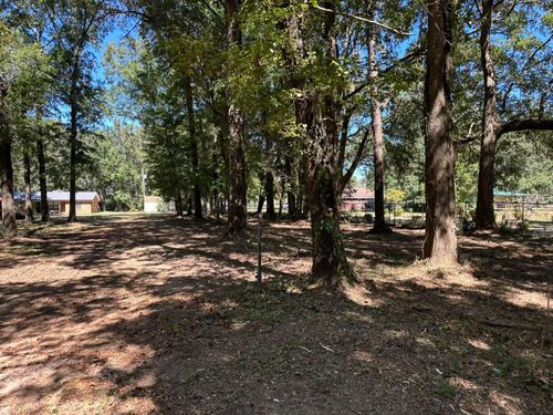  for White’s Land Maintenance in Milton,, FL
