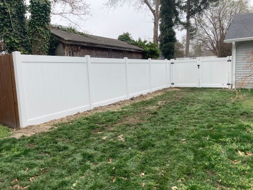 Vinyl Fencing for Sea Level Fence in Virginia Beach, VA