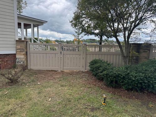 Wood Privacy for 4 In The Fire Fencing LLC in Darlington, SC