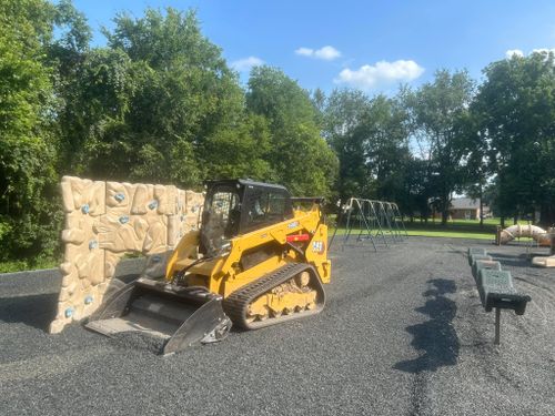 Excavation & Grading for DIRT PLUS LLC in Bowling Green, KY