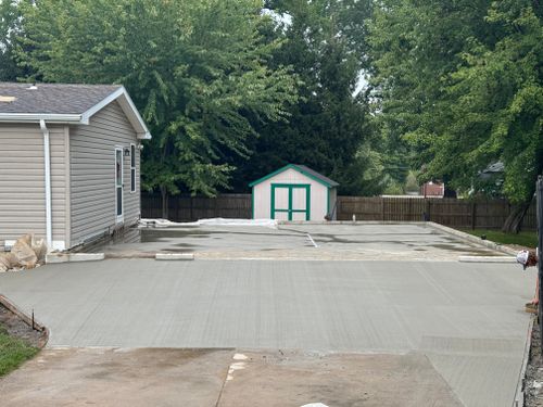 Concrete Slab Construction for B & E Concrete in Michigan City, IN