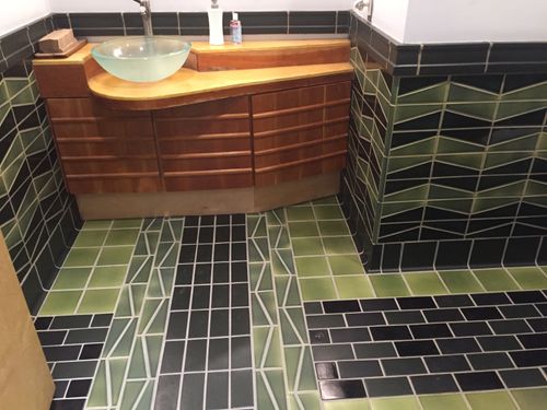 Custom tile installations for Cincinnati Custom Remodel LLC in Cincinnati, OH