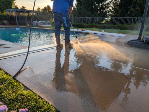 Power Washing for Kingdom Power Washing & Window Cleaning in Flushing, MI