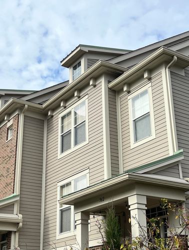 6 Inch Seamless Gutter for KC Custom Exteriors  in Muskegon, MI